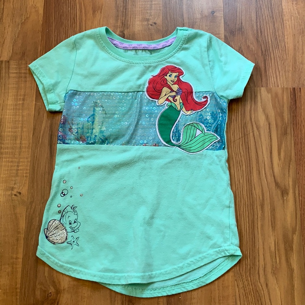 Disney princess collection t-shirt. Size XS (4-5) - Picture 1 of 1
